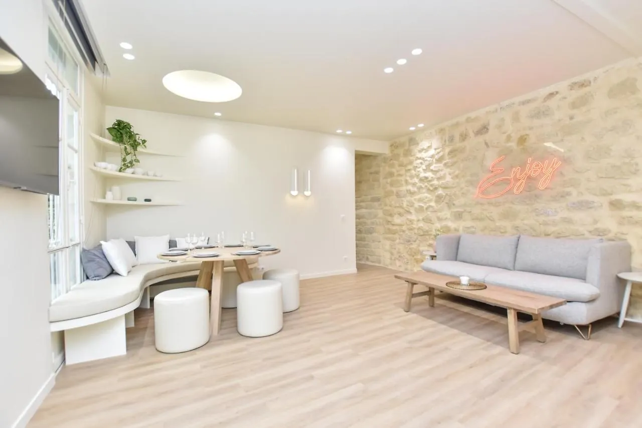 Spacious - 3br-8p - Moulin Rouge Apartament *
