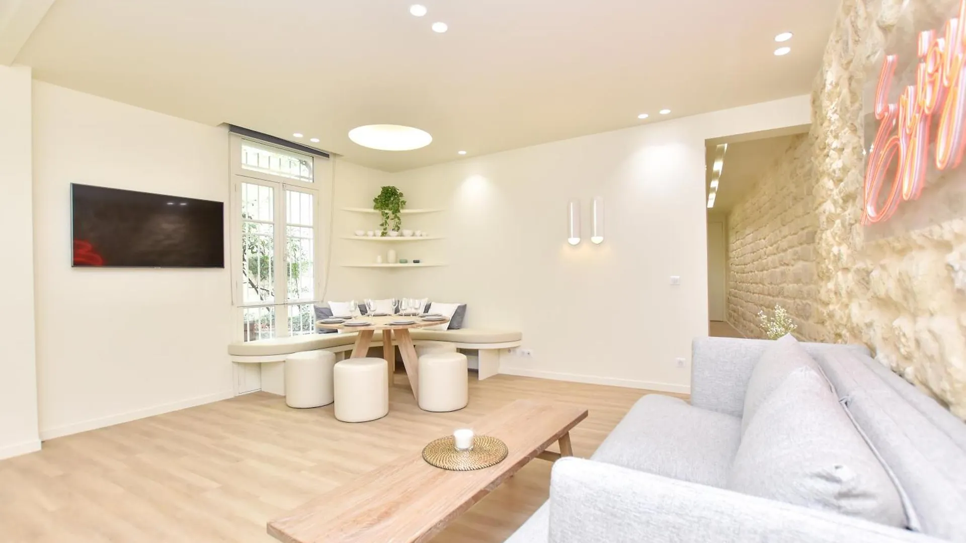 Spacious - 3br-8p - Moulin Rouge Apartament *