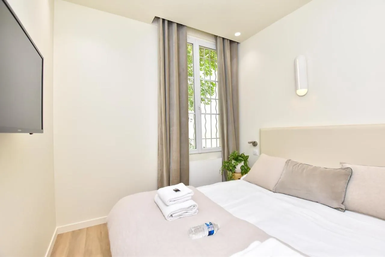 Apartmán Spacious - 3br-8p - Moulin Rouge Paříž