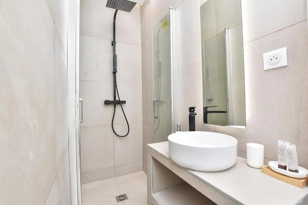 Apartment Spacious - 3br-8p - Moulin Rouge Paris